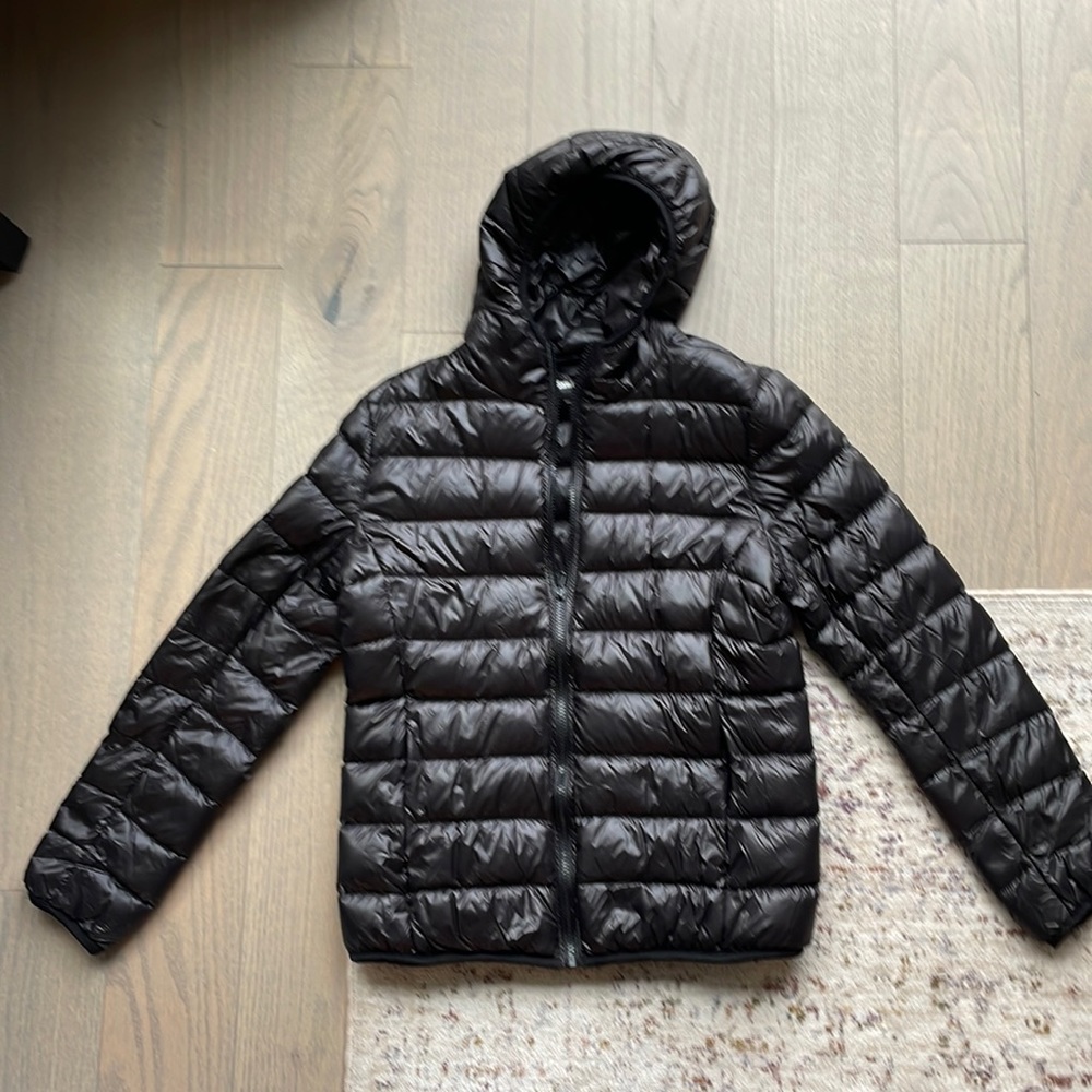 Black puffer jacket Size small